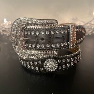 Nacona Deep Brown Leather Western Belt Size Extra Small 28”